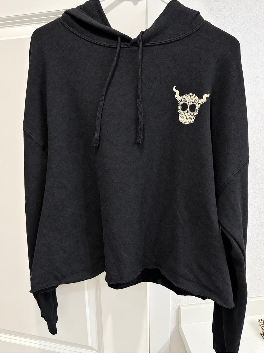 Buenaveza x Stone Brewing Ladies Crop Top Hoodie – Size 2X